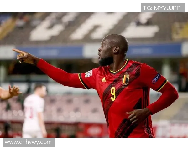 欧洲杯赛后采访爆金句，引全场大笑